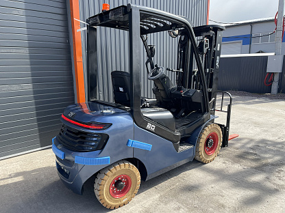 Электрический погрузчик Royal Forklift RY E20L