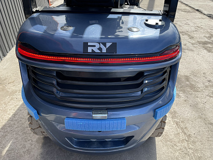 Электрический погрузчик Royal Forklift RY E20L
