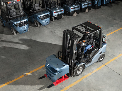 Бензиновый погрузчик Royal Forklift G20E